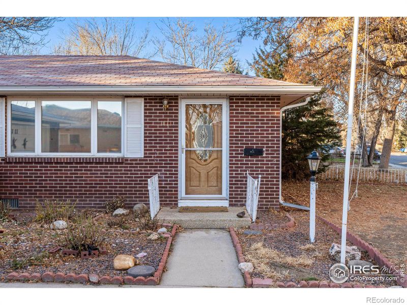1111 Vivian St, Longmont, CO 80501