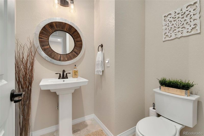 3046 Yale Dr, Broomfield, CO 80023