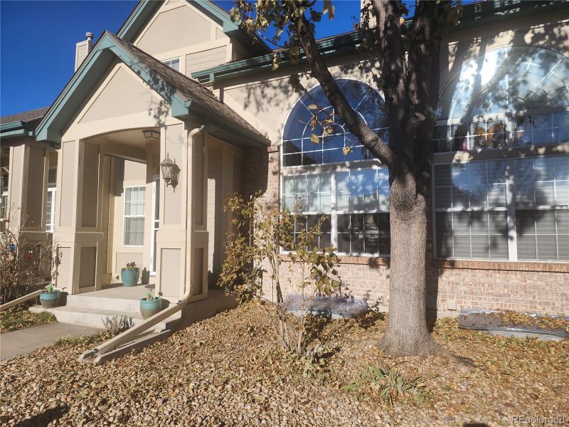 1664 S Emporia Ct, Aurora, CO 80247