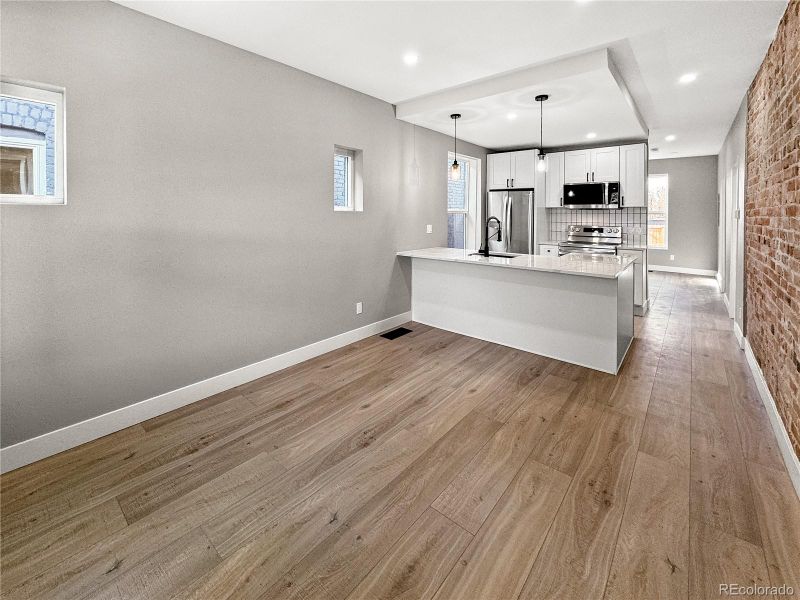 3327 N Lafayette St, Denver, CO 80205