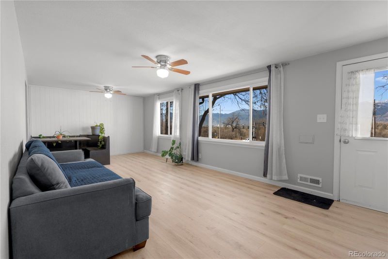 2107 N Union Blvd, Colorado Springs, CO 80909