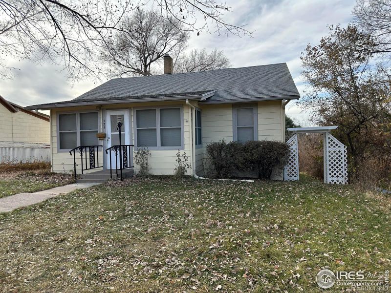 735 Blake St, Wray, CO 80758