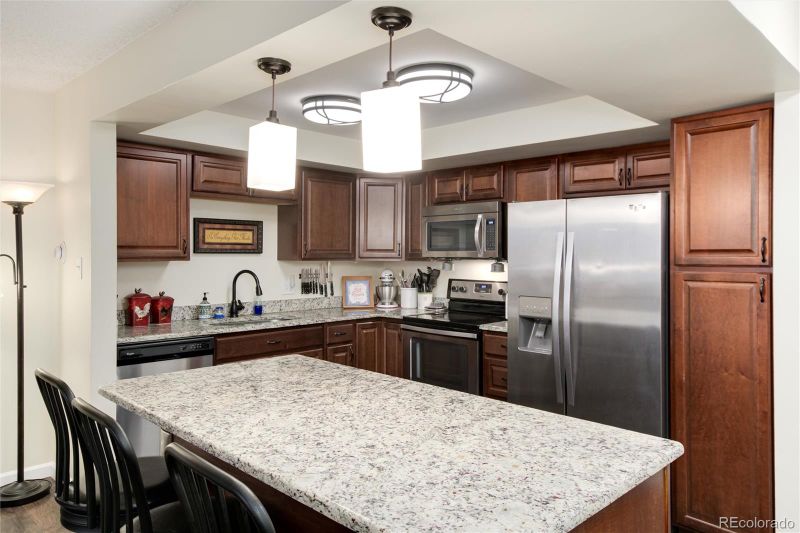 13631 E Marina Dr #305, Aurora, CO 80014