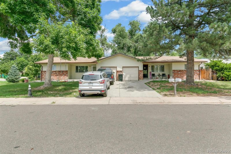 10381 W 12th Pl, Lakewood, CO 80215