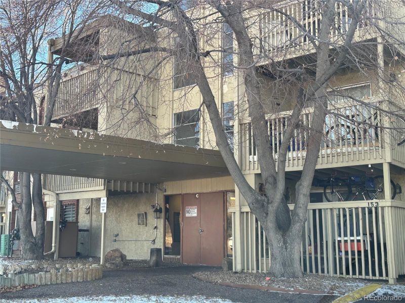 1302 S Parker Rd #116, Denver, CO 80231