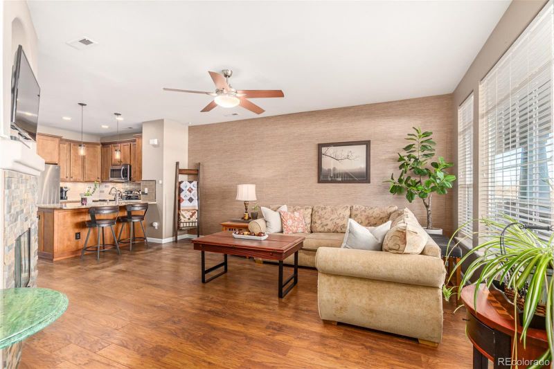 8322 Stonybridge Cir, Highlands Ranch, CO 80126