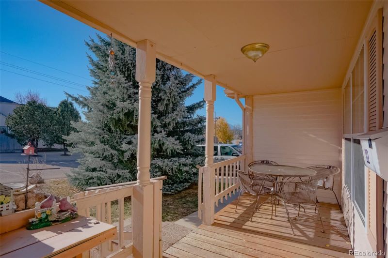 112 E Spruce St, Walsenburg, CO 81089