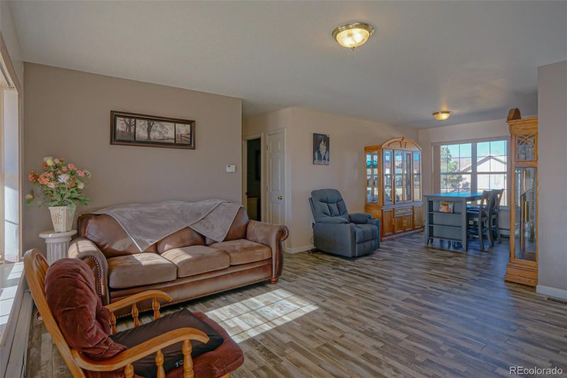 112 E Spruce St, Walsenburg, CO 81089