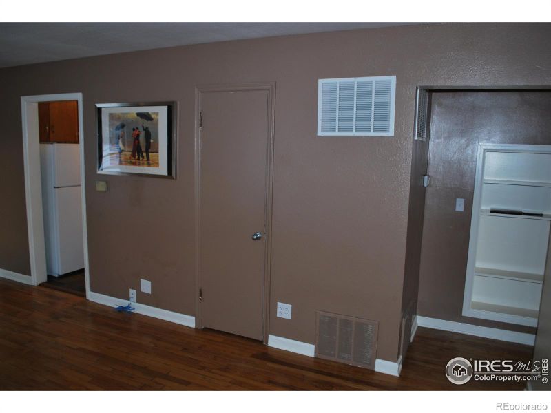 2435 Mountain View Dr, Loveland, CO 80538