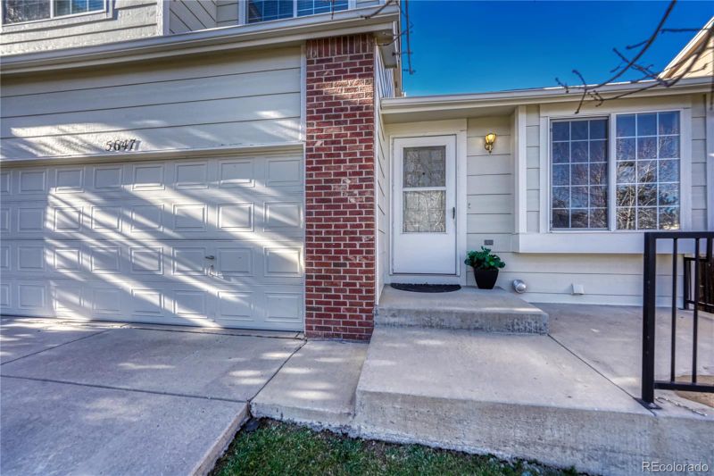 5647 S Winnipeg St, Aurora, CO 80015