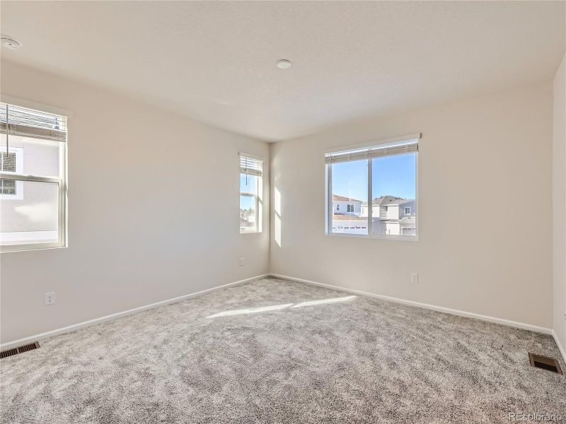 1733 S Andes Cir, Aurora, CO 80017