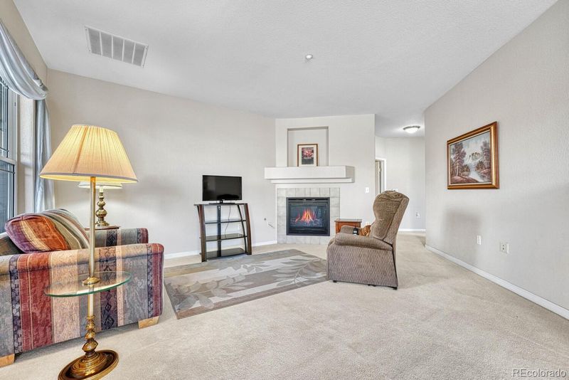 9390 W Chatfield Pl #101, Littleton, CO 80128
