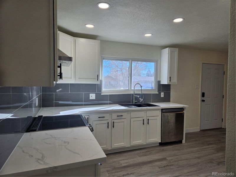 481 Racine St, Aurora, CO 80011