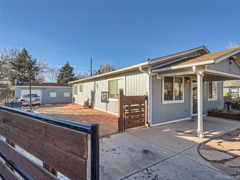 941 S Meade St, Denver, CO 80219