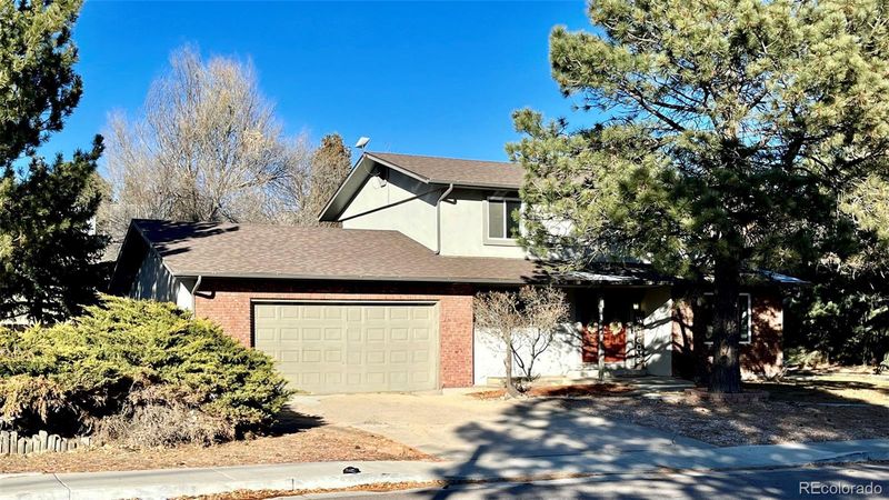 6302 Mesedge Dr, Colorado Springs, CO 80919