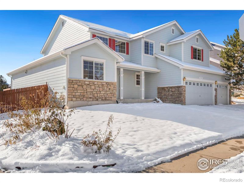 703 Peyton Dr, Fort Collins, CO 80525