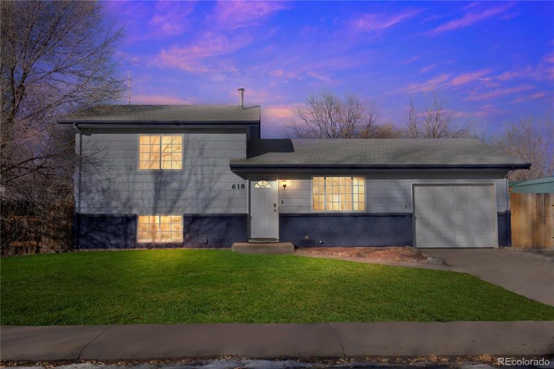 618 10th St, Windsor, CO 80550
