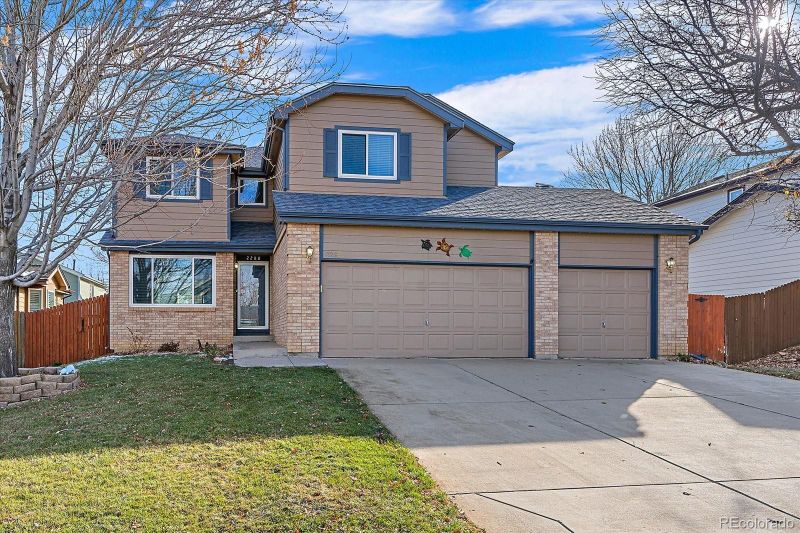 2288 S Espana St, Aurora, CO 80013