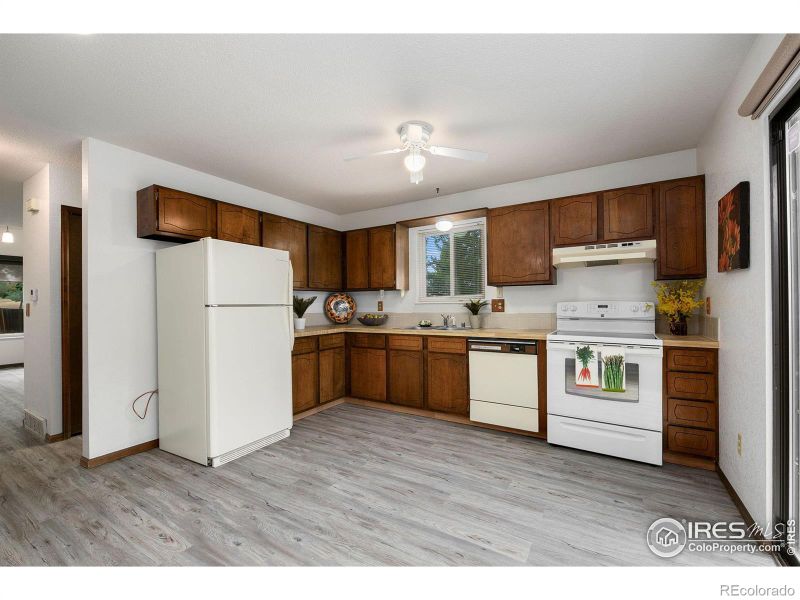 907 44th Ave Ct #16, Greeley, CO 80634