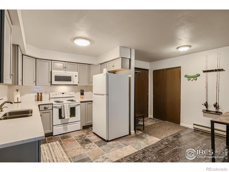 9366 Fall River Rd #208, Idaho Springs, CO 80452
