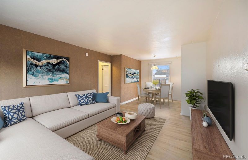 1895 W Dixie Pl, Denver, CO 80221
