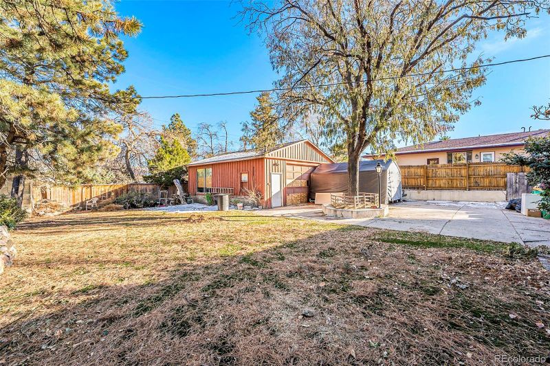 380 S Moore St, Lakewood, CO 80226