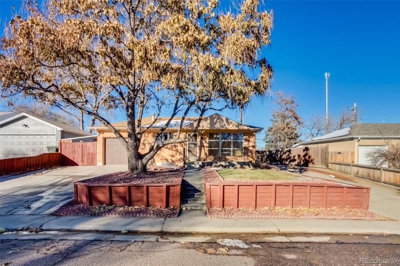 593 E 111th Pl, Northglenn, CO 80233
