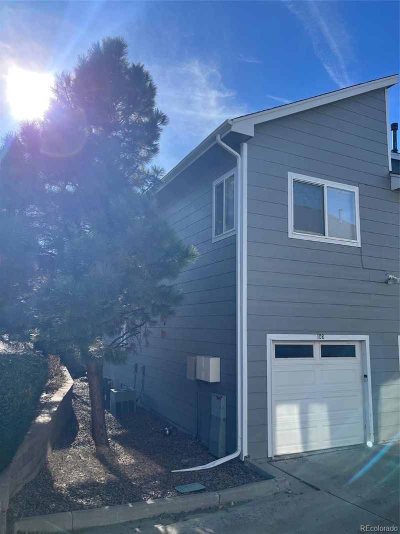 1050 S Walden Way #108, Aurora, CO 80017