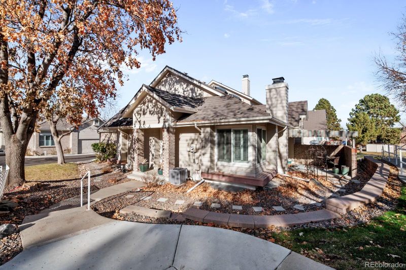 5437 W Iliff Dr, Lakewood, CO 80227