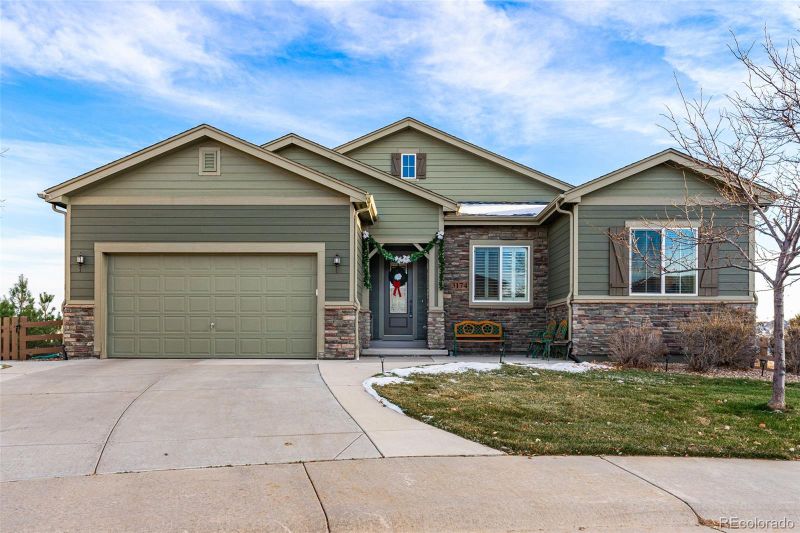 3174 Eagle Claw Pl, Castle Rock, CO 80108