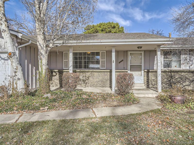 12165 W 68th Pl, Arvada, CO 80004