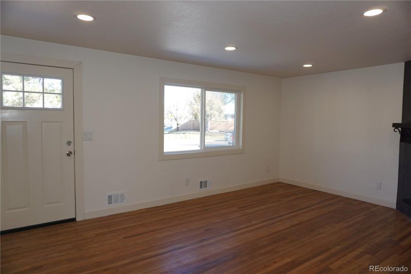 6509 S Kit Carson St, Centennial, CO 80121