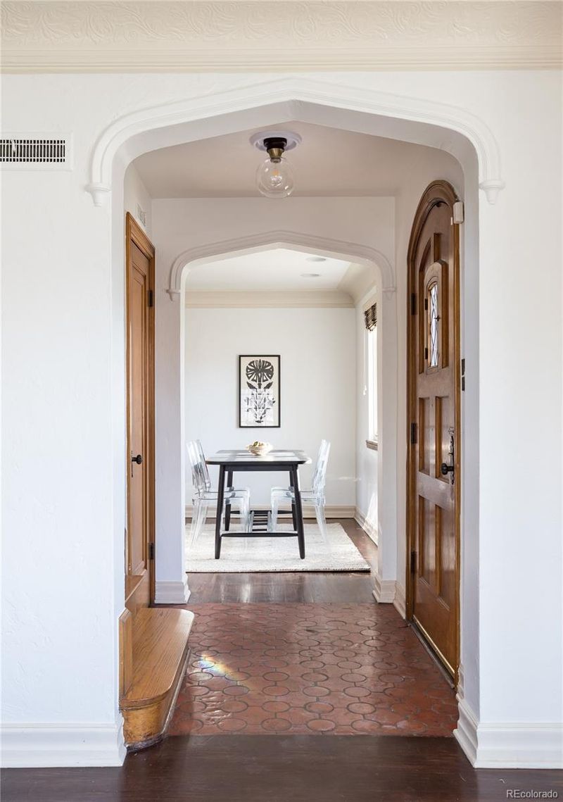 4005 E 6th Avenue Pw, Denver, CO 80220