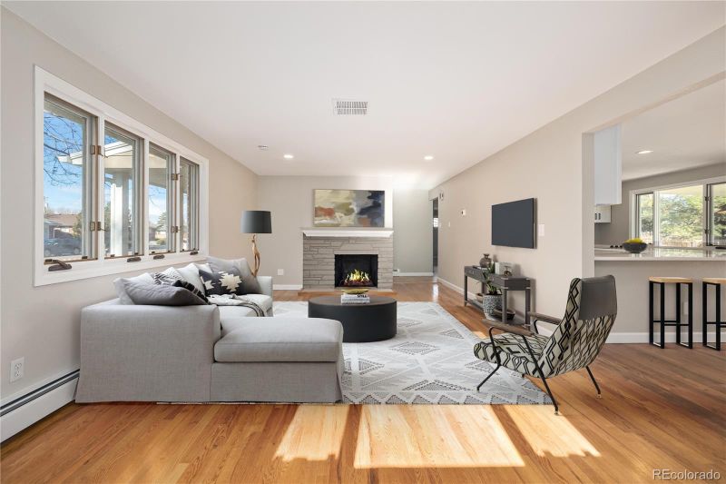 7748 Newman St, Arvada, CO 80005