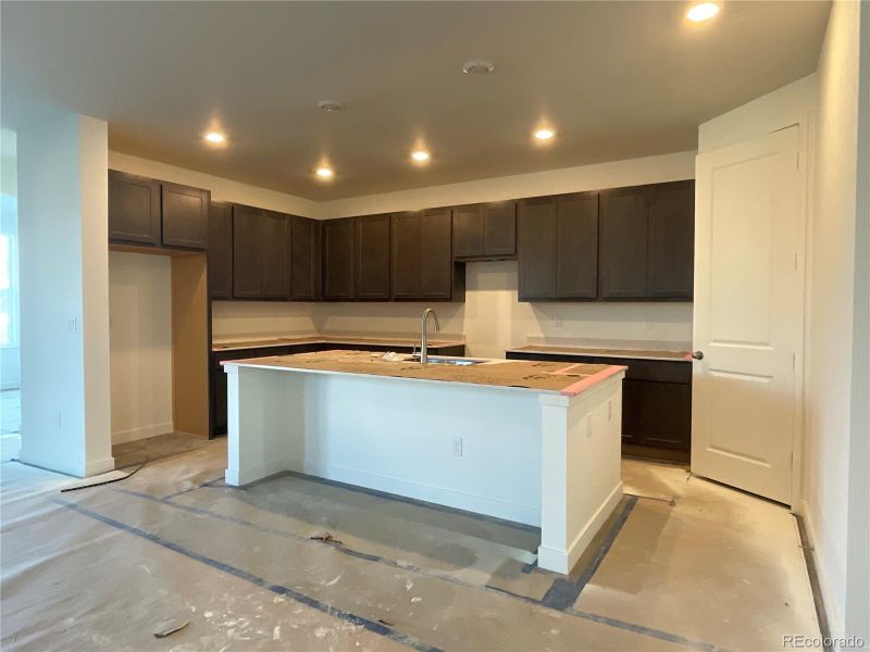 8436 S Carr Ct, Littleton, CO 80128