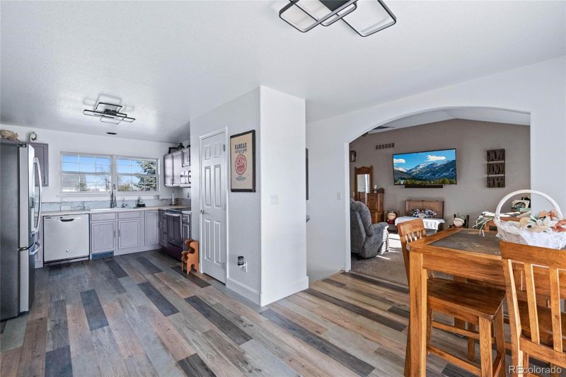 56550 E 39th Ave, Strasburg, CO 80136