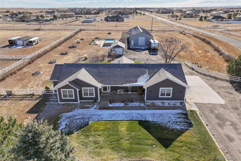 56550 E 39th Ave, Strasburg, CO 80136