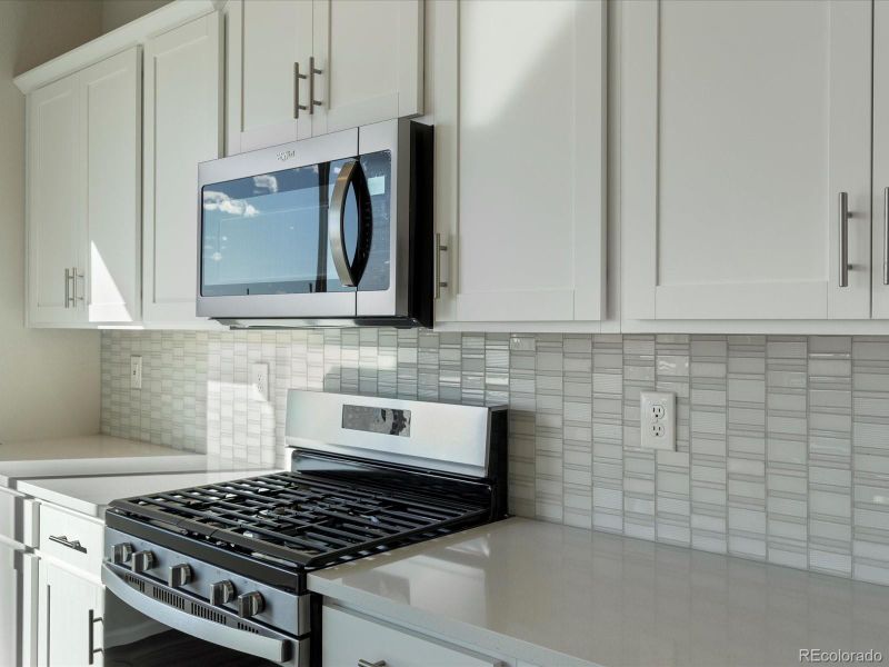 9186 Rifle St, Commerce City, CO 80022