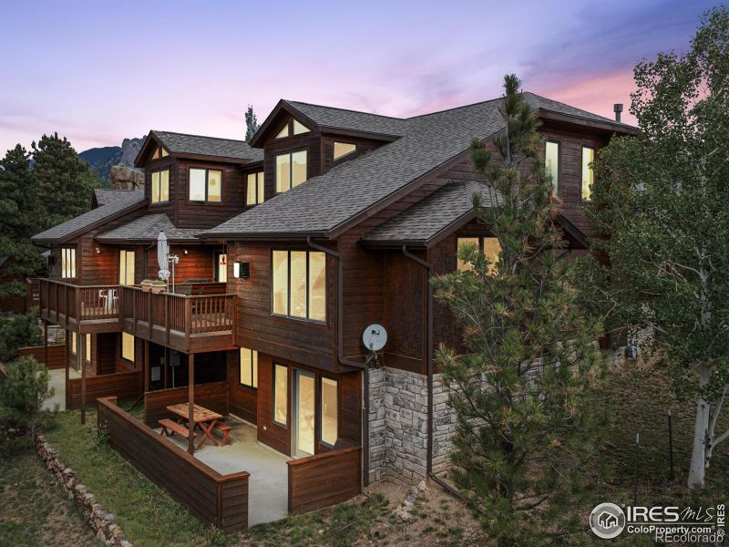260 Steamer Ct, Estes Park, CO 80517