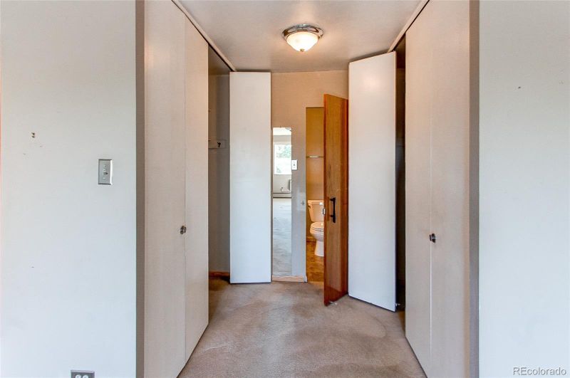 610 S Clinton St #8D, Denver, CO 80247