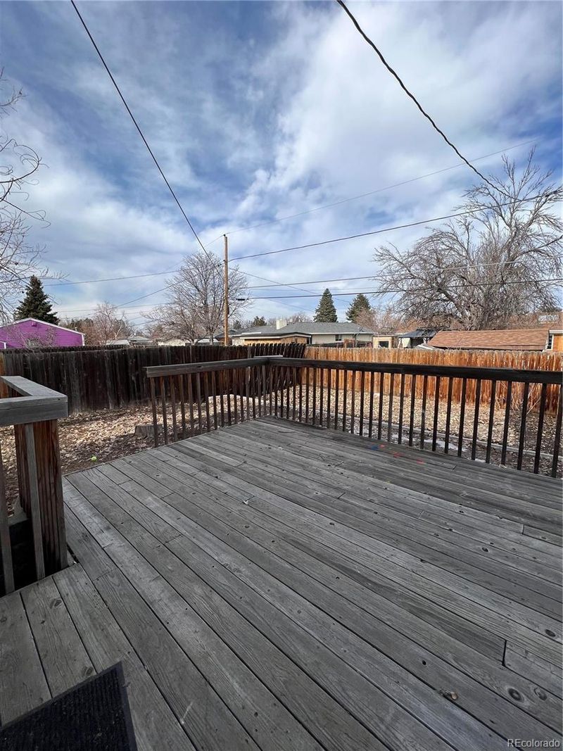 11449 E 1st Ave, Aurora, CO 80010