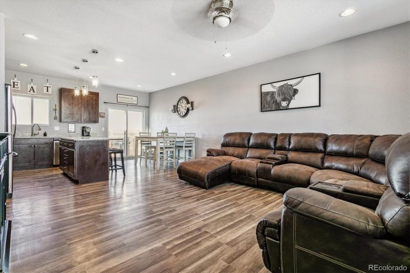 279 S 2nd Ave, Deer Trail, CO 80105