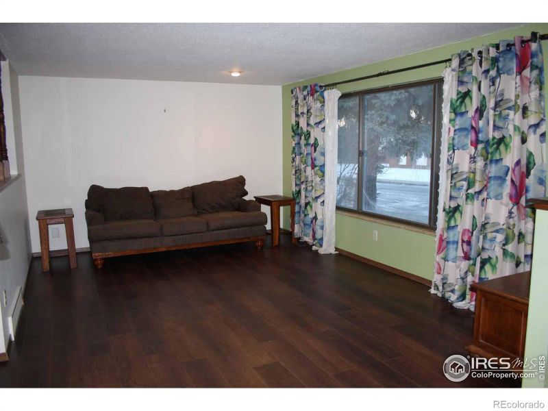 2617 Glendevey Dr, Loveland, CO 80538