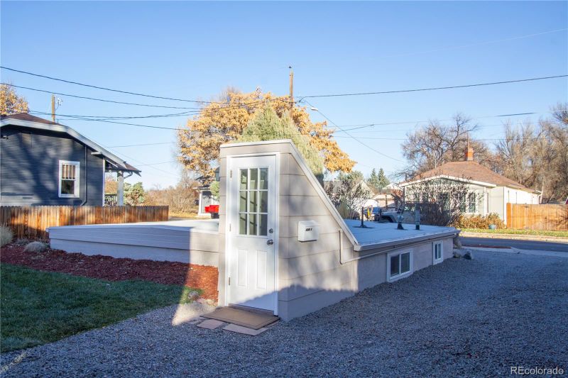 5719 Saulsbury St, Arvada, CO 80002