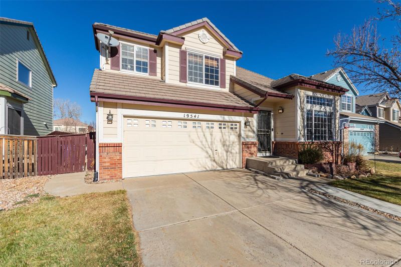 19541 E 39th Ave, Denver, CO 80249