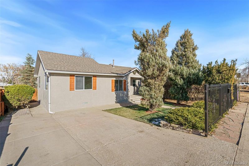 3225 W Center Ave, Denver, CO 80219