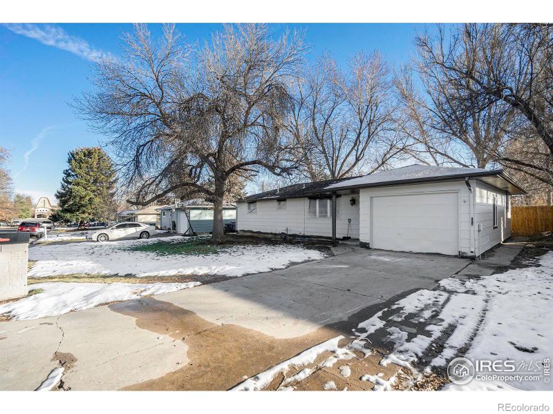 1812 W 10th St, Loveland, CO 80537
