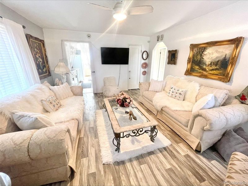 1006 Bay State Ave, Pueblo, CO 81004