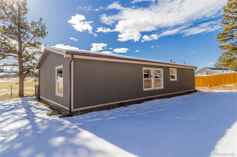 213 Circle Dr, Florissant, CO 80816