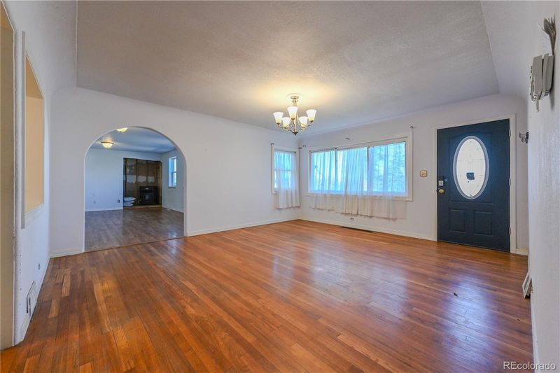 3401 S Downing St, Englewood, CO 80113